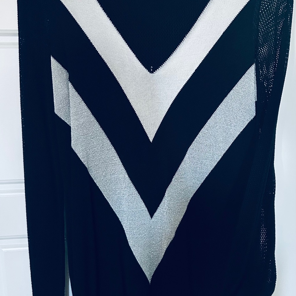 #88 Chic Black and White Chevron sweater dress or extra long top. Mesh arms, new